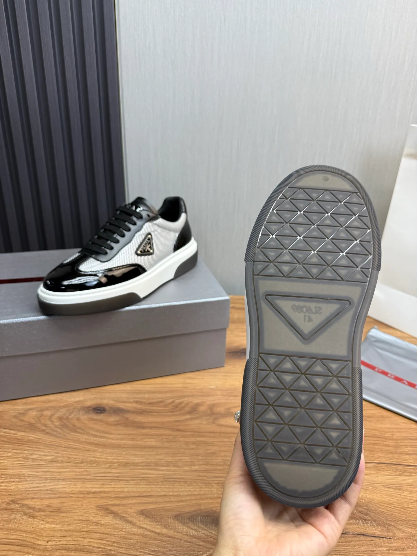 Men's shoes 💰600💰 [PRADA] Popular men's shoes shipped 👏Official website synchronized ⬆️Original cowhide fabric + cowhide lining, 1⃣️:1⃣️reproduction, original sole, 38-45 (45. Customized, non-refundable)